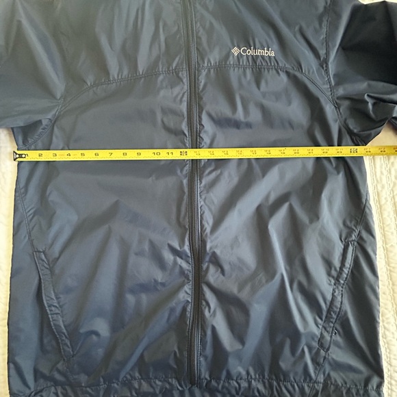 Columbia men’s rain jacket, navy size large - Picture 3 of 4